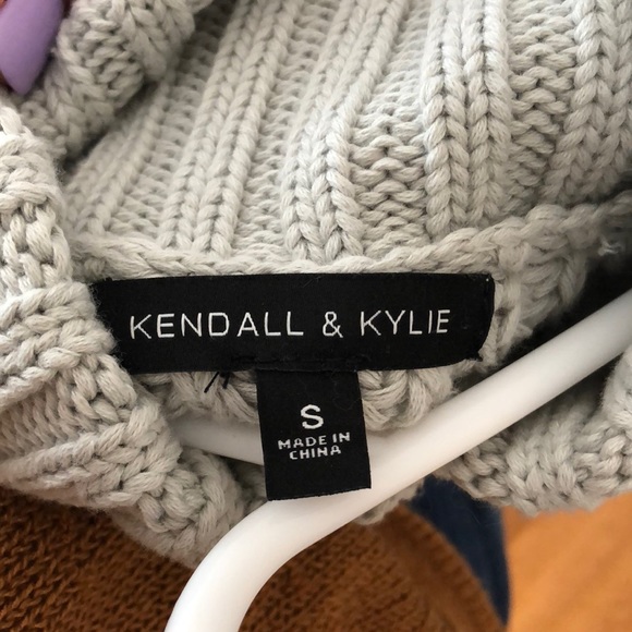 Cropped turtleneck sweater - Picture 3 of 3